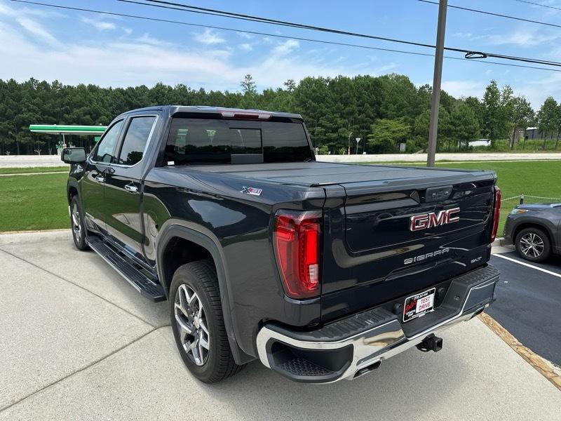 GMC Sierra 1500 4WD Crew Cab 147" SLT 2023
