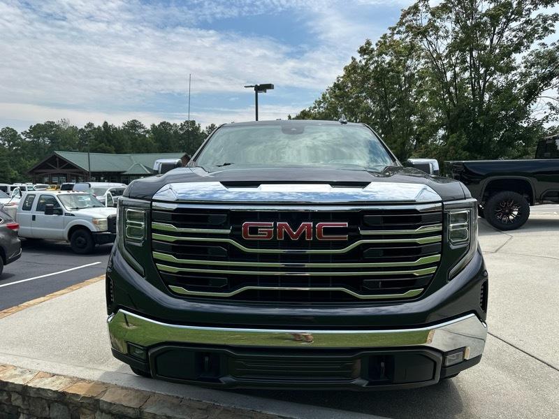 GMC Sierra 1500 4WD Crew Cab 147" SLT 2023