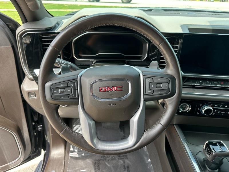 GMC Sierra 1500 4WD Crew Cab 147" SLT 2023