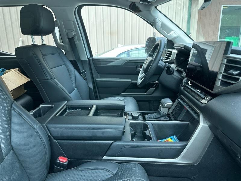 Toyota Tundra 4WD Platinum CrewMax 5.5' Bed (Natl) 2024