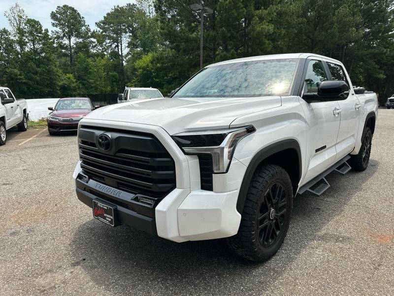 Toyota Tundra 4WD Platinum CrewMax 5.5' Bed (Natl) 2024