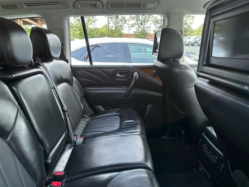 Infiniti QX80 2WD 4dr 2015