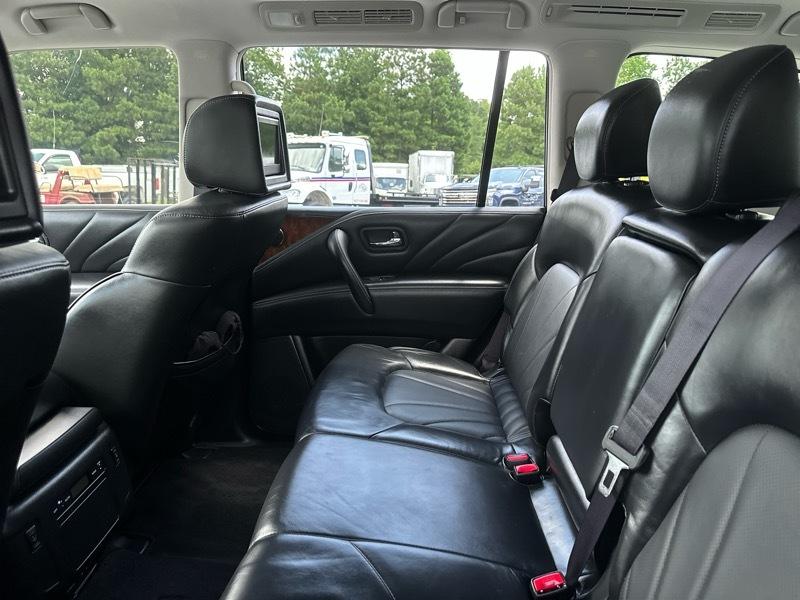 Infiniti QX80 2WD 4dr 2015
