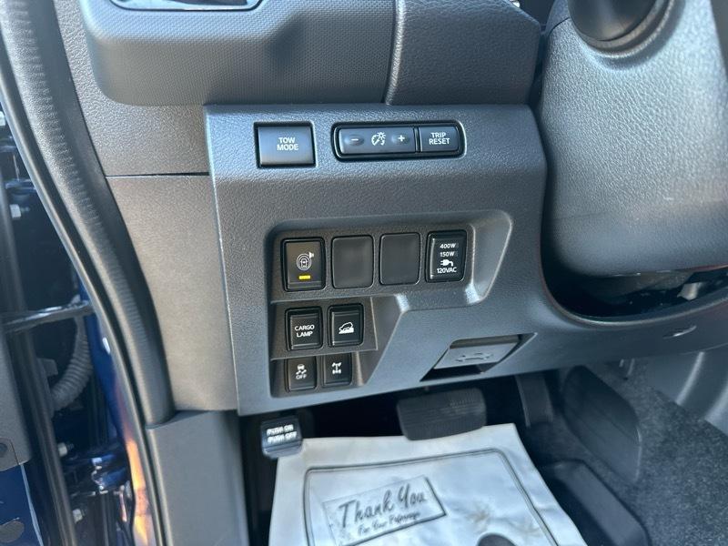 Nissan Frontier Crew Cab 4x4 PRO-4X Auto *Ltd Avail* 2023