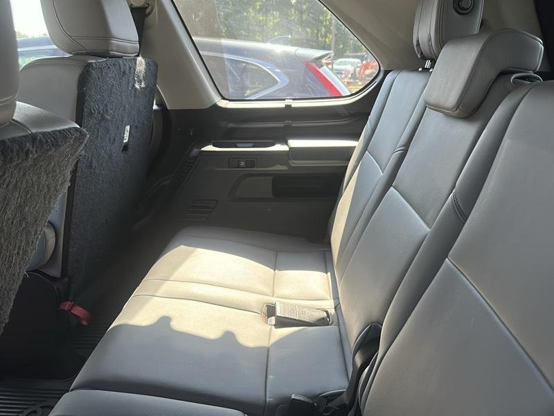 Toyota Sequoia  2024