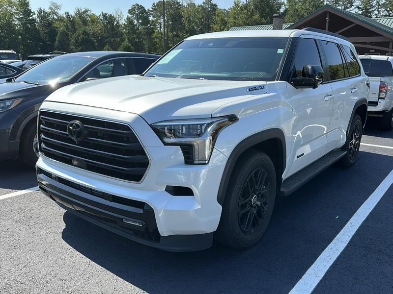 Toyota Sequoia  2024
