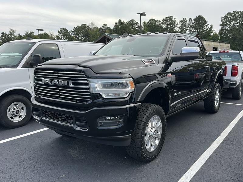 RAM 2500 Laramie 4x4 Crew Cab 6'4" Box 2022
