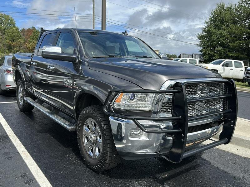 RAM 2500 Laramie 4x4 Crew Cab 6'4" Box 2018