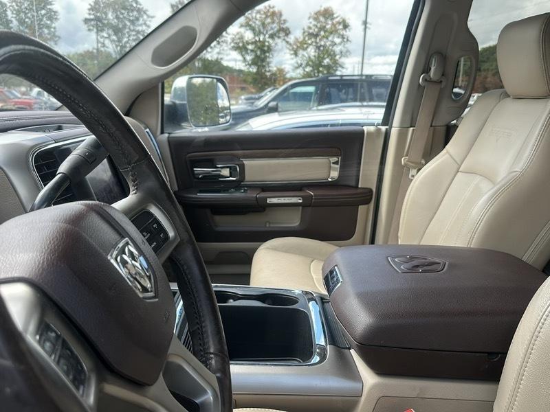 RAM 2500 Laramie 4x4 Crew Cab 6'4" Box 2018