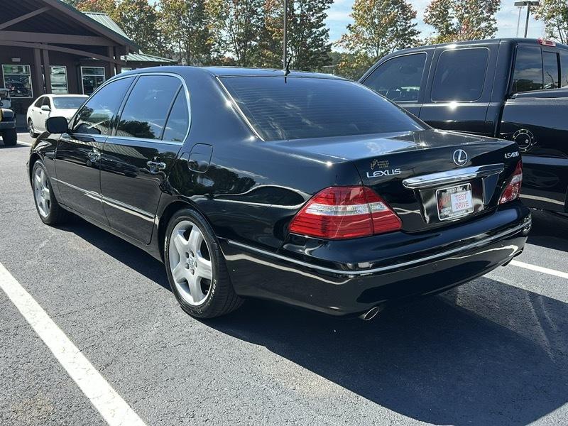 Lexus LS 430 4dr Sdn 2005