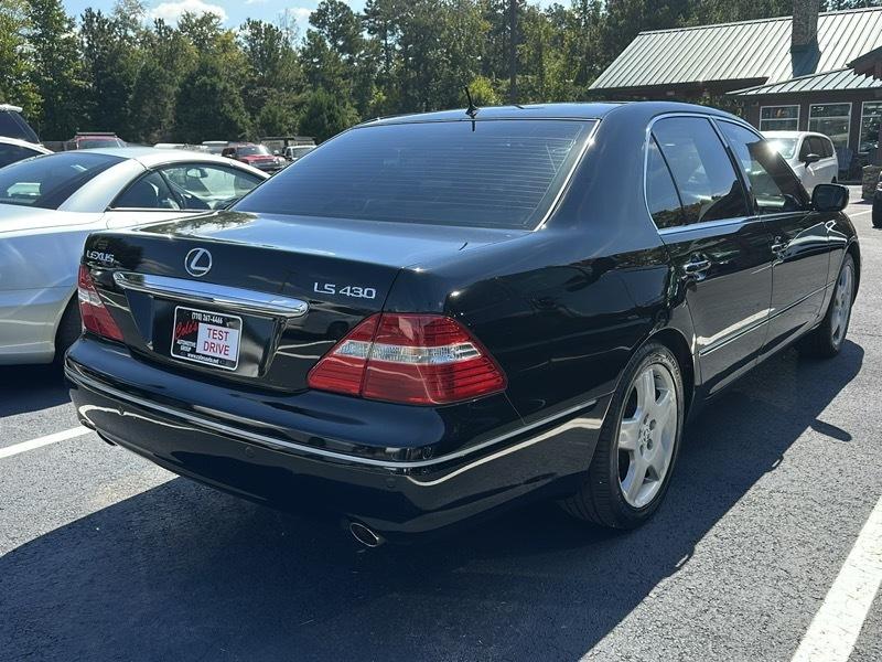 Lexus LS 430 4dr Sdn 2005