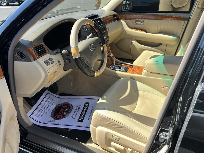 Lexus LS 430 4dr Sdn 2005