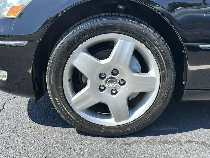 Lexus LS 430 4dr Sdn 2005