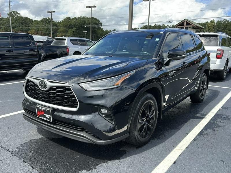 Toyota Highlander XLE AWD (Natl) 2021