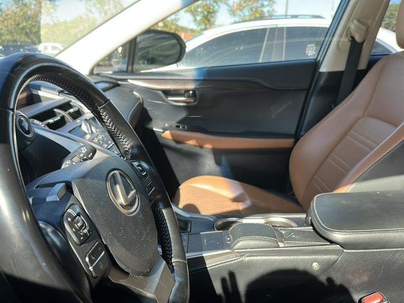 Lexus NX NX 300h AWD 2018