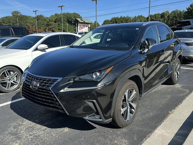 Lexus NX NX 300h AWD 2018