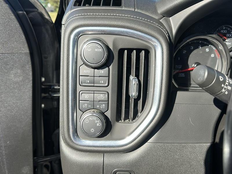 Chevrolet Silverado 1500 4WD Crew Cab 147" LT Trail Boss 2021
