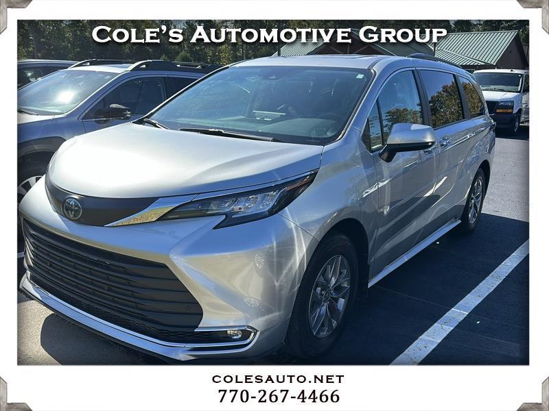 Toyota Sienna XLE FWD 8-Passenger (Natl) 2023