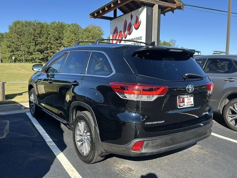 Toyota Highlander SE V6 AWD (Natl) 2018