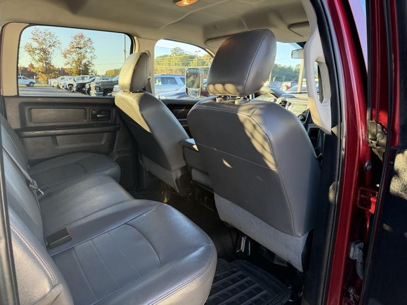 RAM 5500 Chassis Cab Tradesman 4x4 Crew Cab 84" CA 197.4" WB 2018