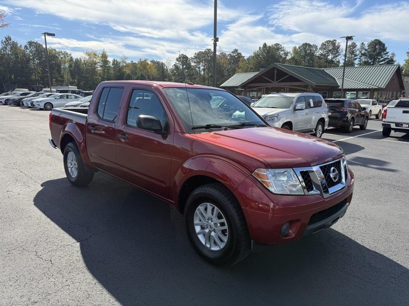 Nissan Frontier 2WD Crew Cab SWB Auto SV 2015