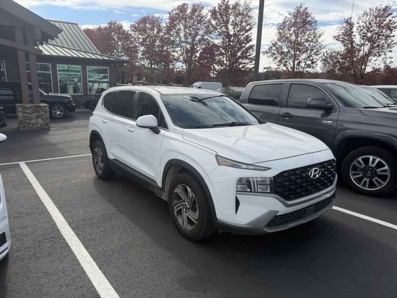 Hyundai Santa Fe SE FWD 2023