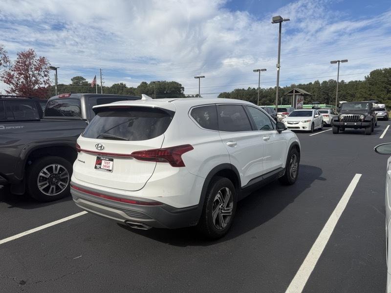 Hyundai Santa Fe SE FWD 2023