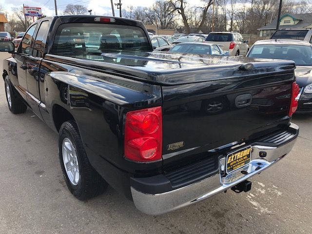 Dodge Dakota  2005