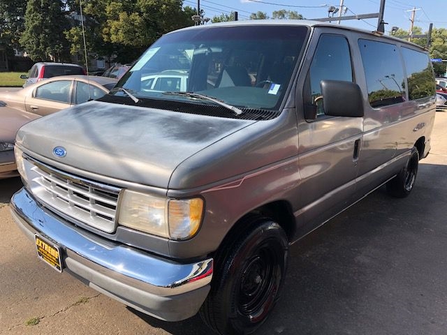 Ford Club Wagon  1992