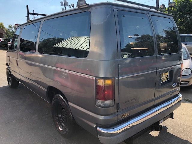 Ford Club Wagon  1992