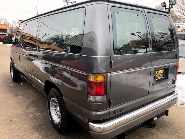 Ford Econoline/Club Wagon  1992