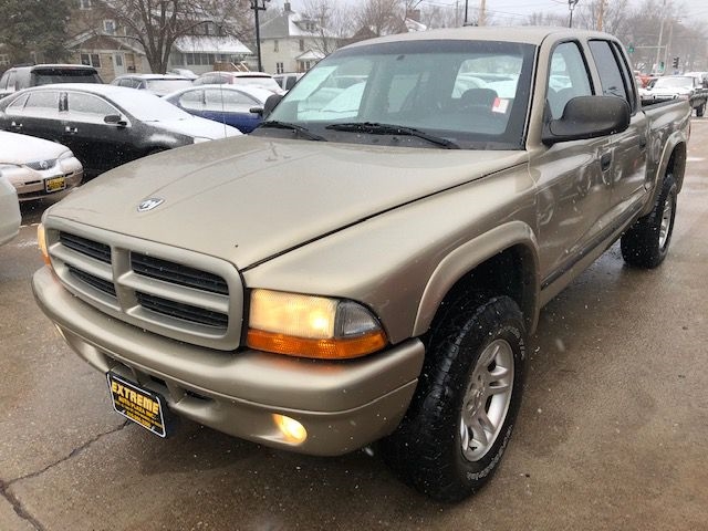Dodge Dakota  2004