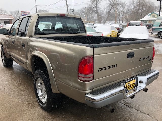 Dodge Dakota  2004