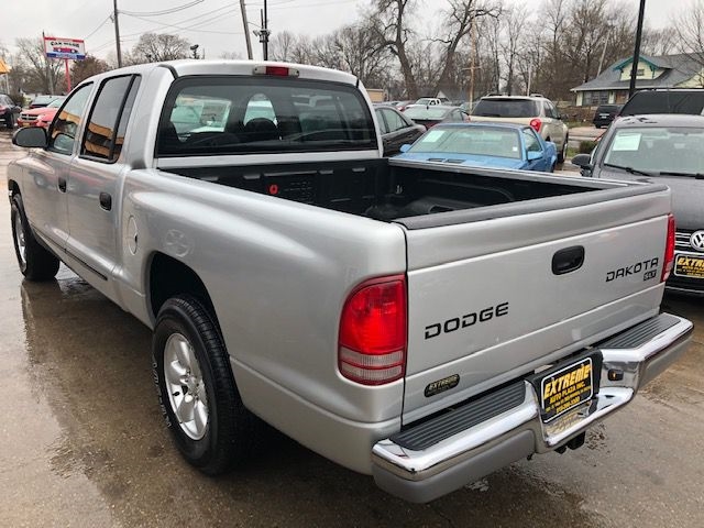Dodge Dakota  2004