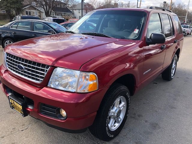 Ford Explorer  2004