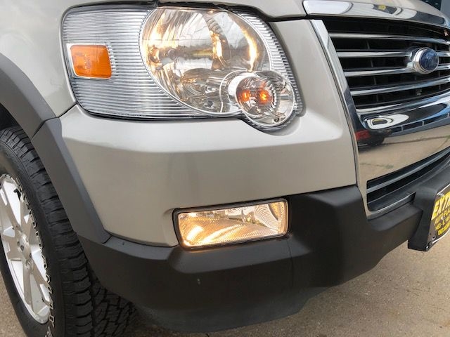 Ford Explorer  2006