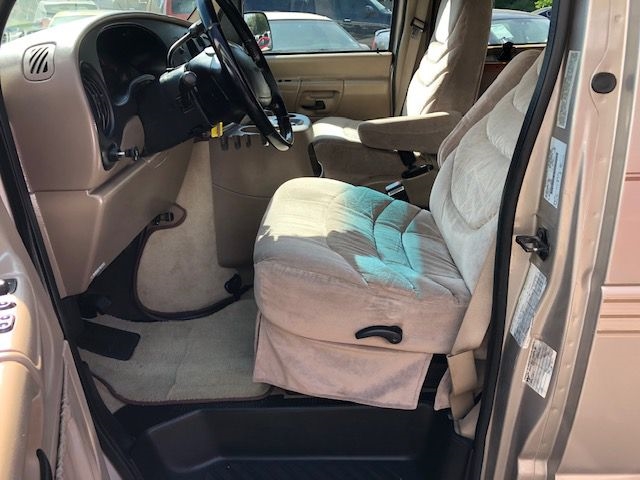 Ford Econoline  2001