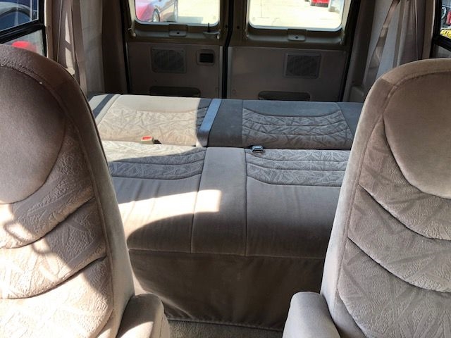 Ford Econoline  2001