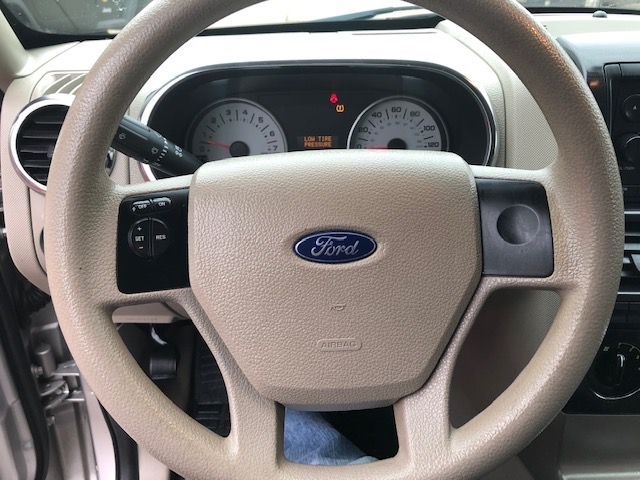 Ford Explorer Sport Trac  2007