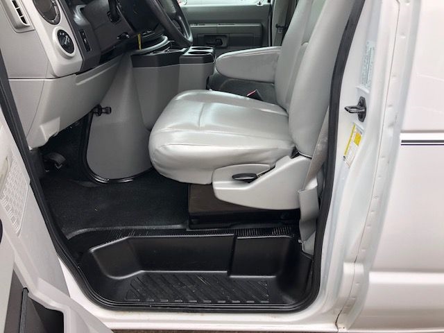 Ford Econoline  2011