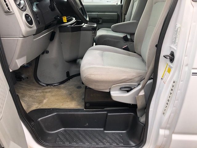 Ford Econoline  2013