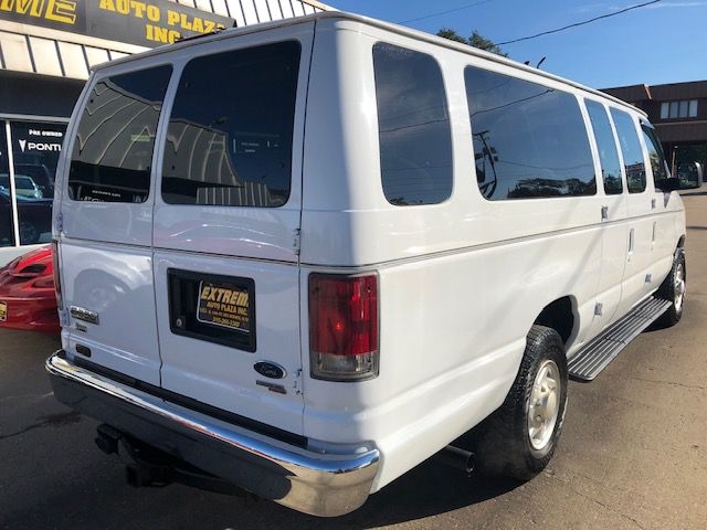 Ford Econoline  2012