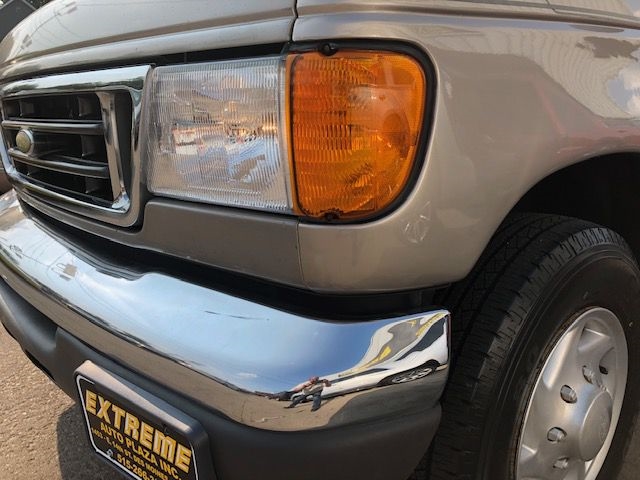 Ford Econoline  2003