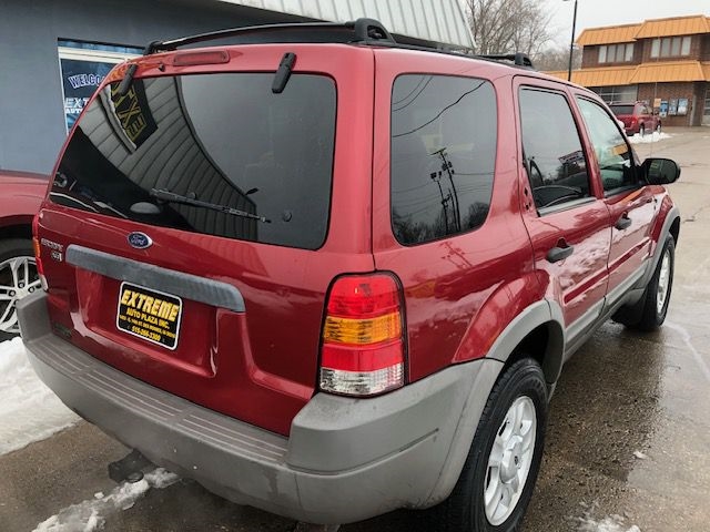 Ford Escape  2001