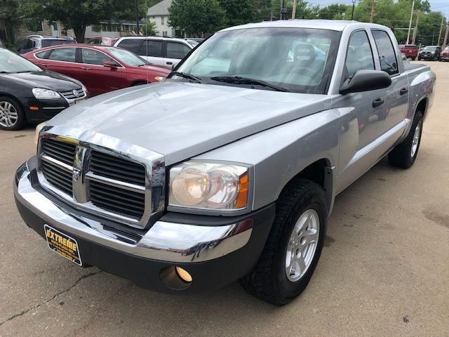 Dodge Dakota  2005