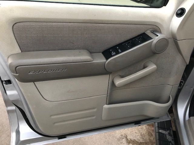 Ford Explorer Sport Trac  2007