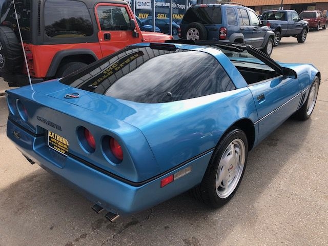 Chevrolet Corvette  1989