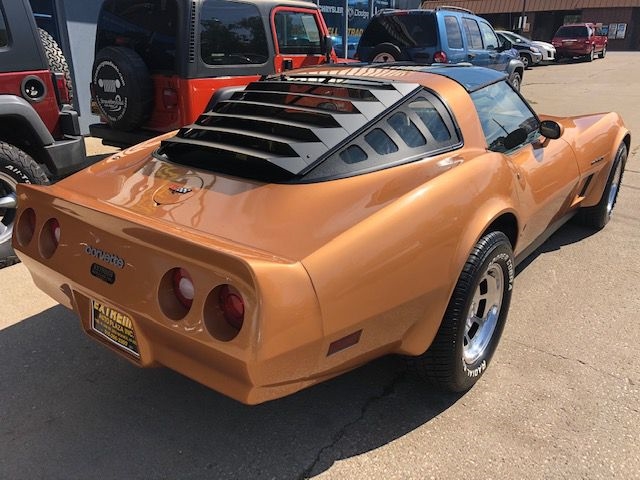 Chevrolet Corvette  1982