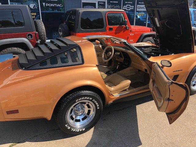 Chevrolet Corvette  1982