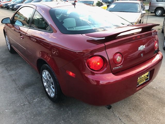Chevrolet Cobalt  2010
